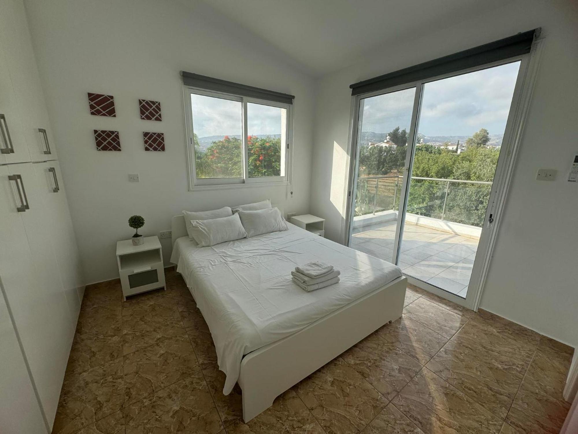 Villa Coralia Gardens 1Km From Coral Bay Beach Ngoại thất bức ảnh