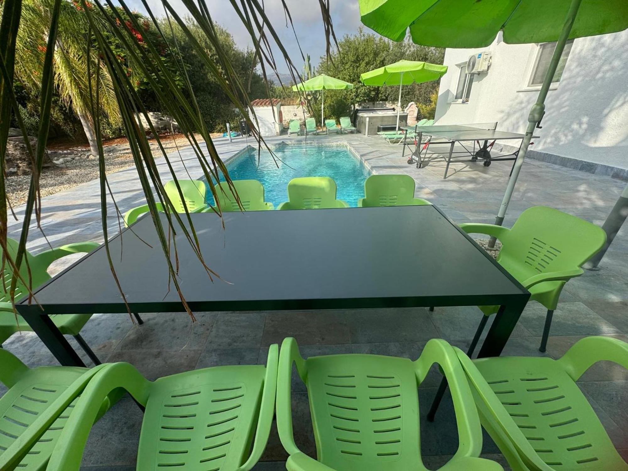 Villa Coralia Gardens 1Km From Coral Bay Beach Ngoại thất bức ảnh